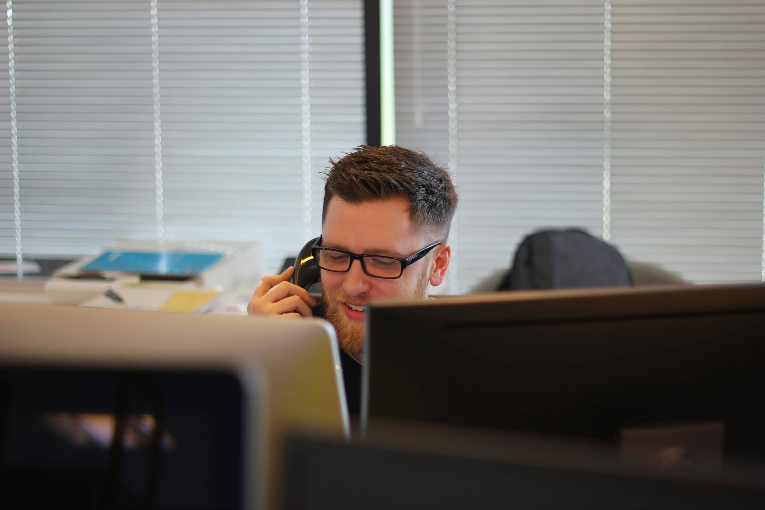 Managing Distributed Teams Successfully