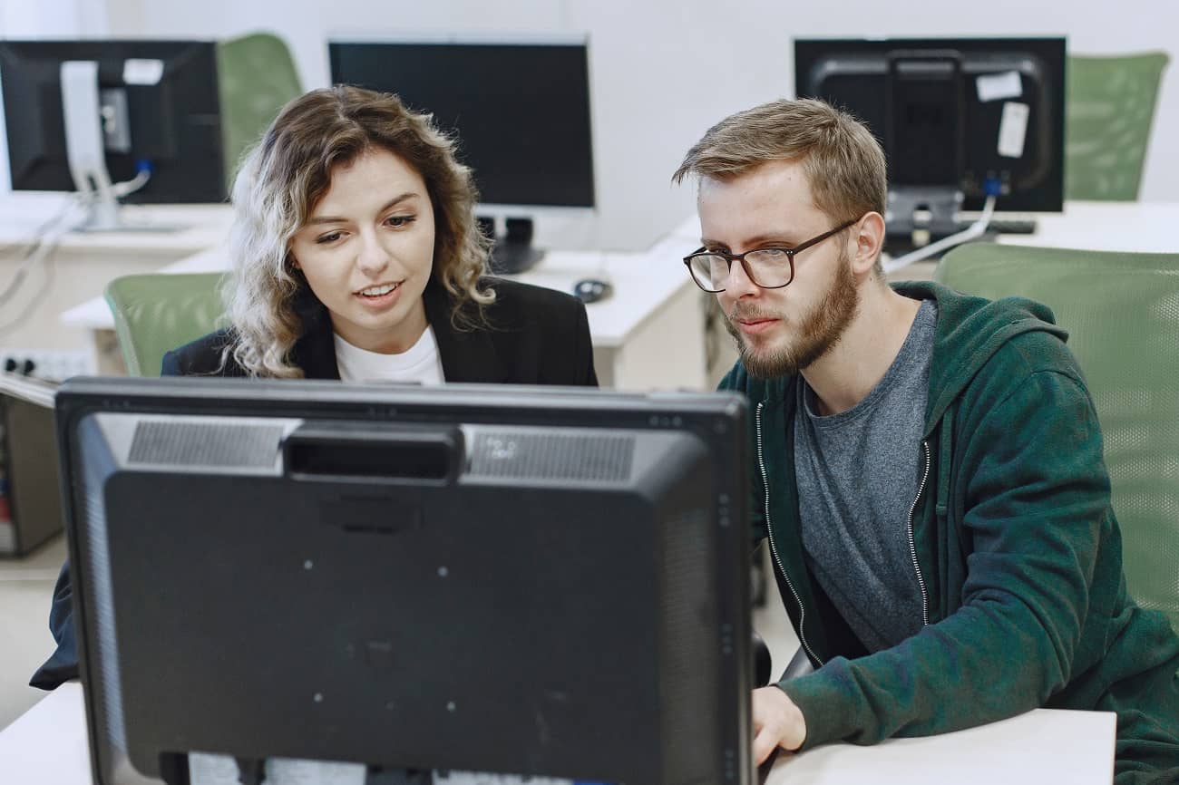 time to hire software engineer average